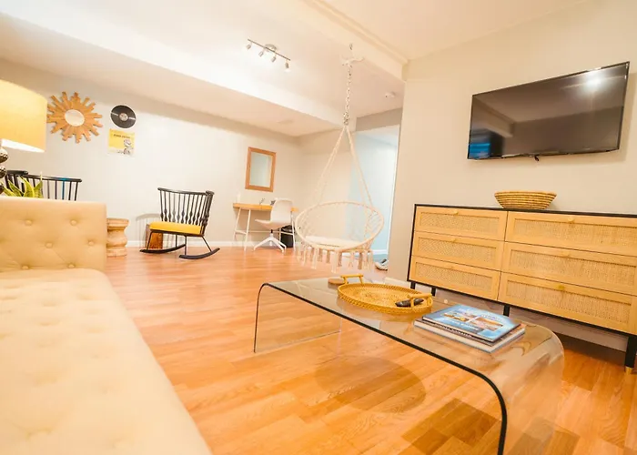 Windsor Retreat Private Basement Suite